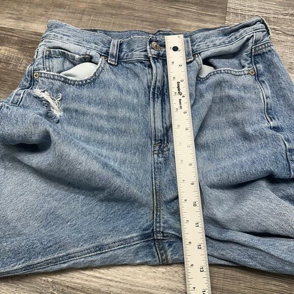 American Eagle Mid Wash Womens 8 Relaxed‎ Thrashed Distressed Denim Mom Jeans - Picture 9 of 11